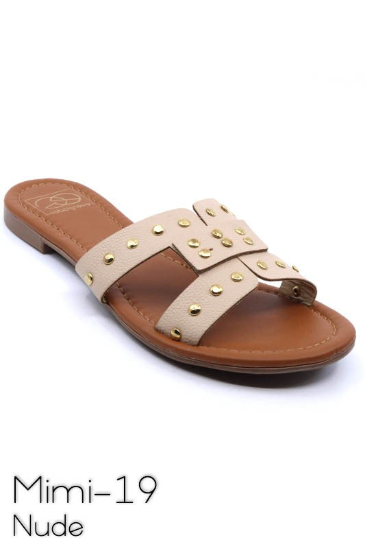 Slide sandal with rivet studs